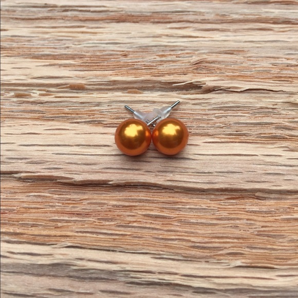Orange Pearl Earring‎ Set - Picture 1 of 2